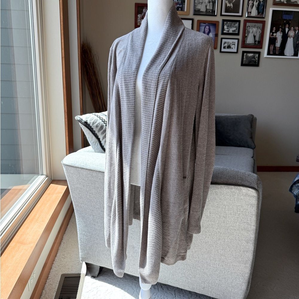 Barefoot Dreams Medium Ultra Lite Shawl Collar Cardigan Sweater.